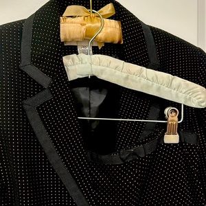 Jones New York Suit Black & Pink with Bow detail and Wavy Skirt Women's Size 10